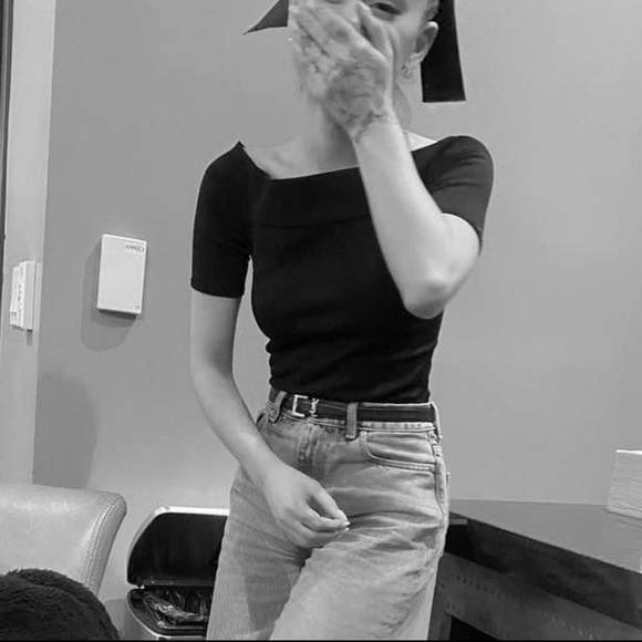 Black Ariana Grande Look Shirt Women’s Medium - Picture 1 of 3